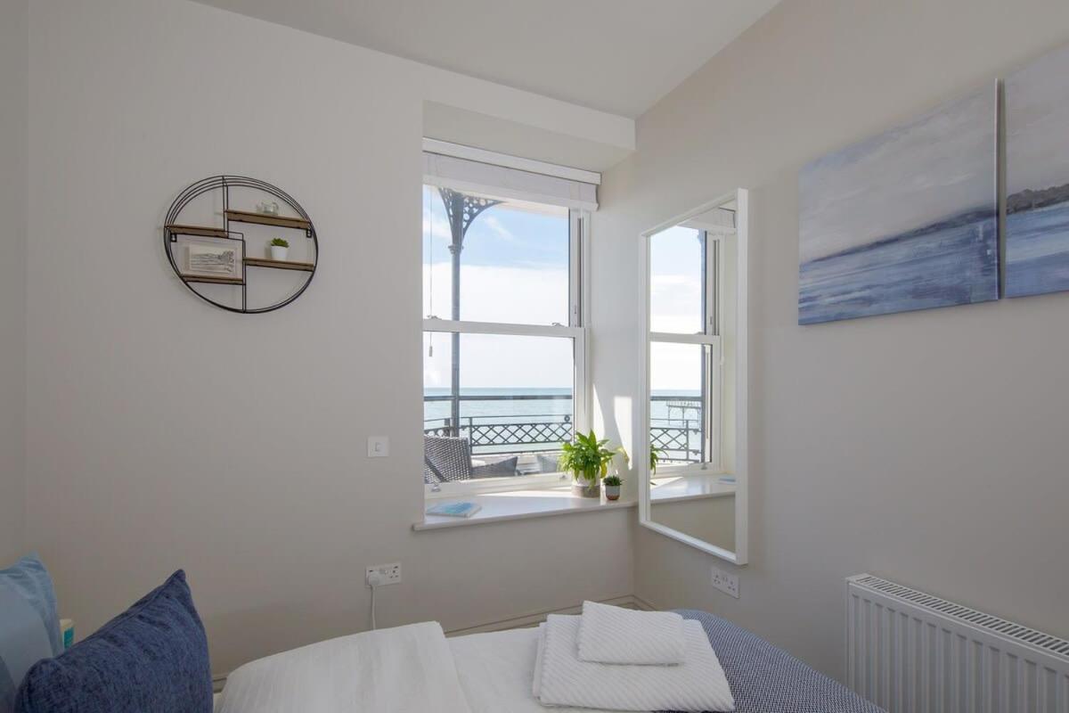 Panoramic Sea Views In Beachfront Apt W Balcony Bognor Regis Exteriér fotografie