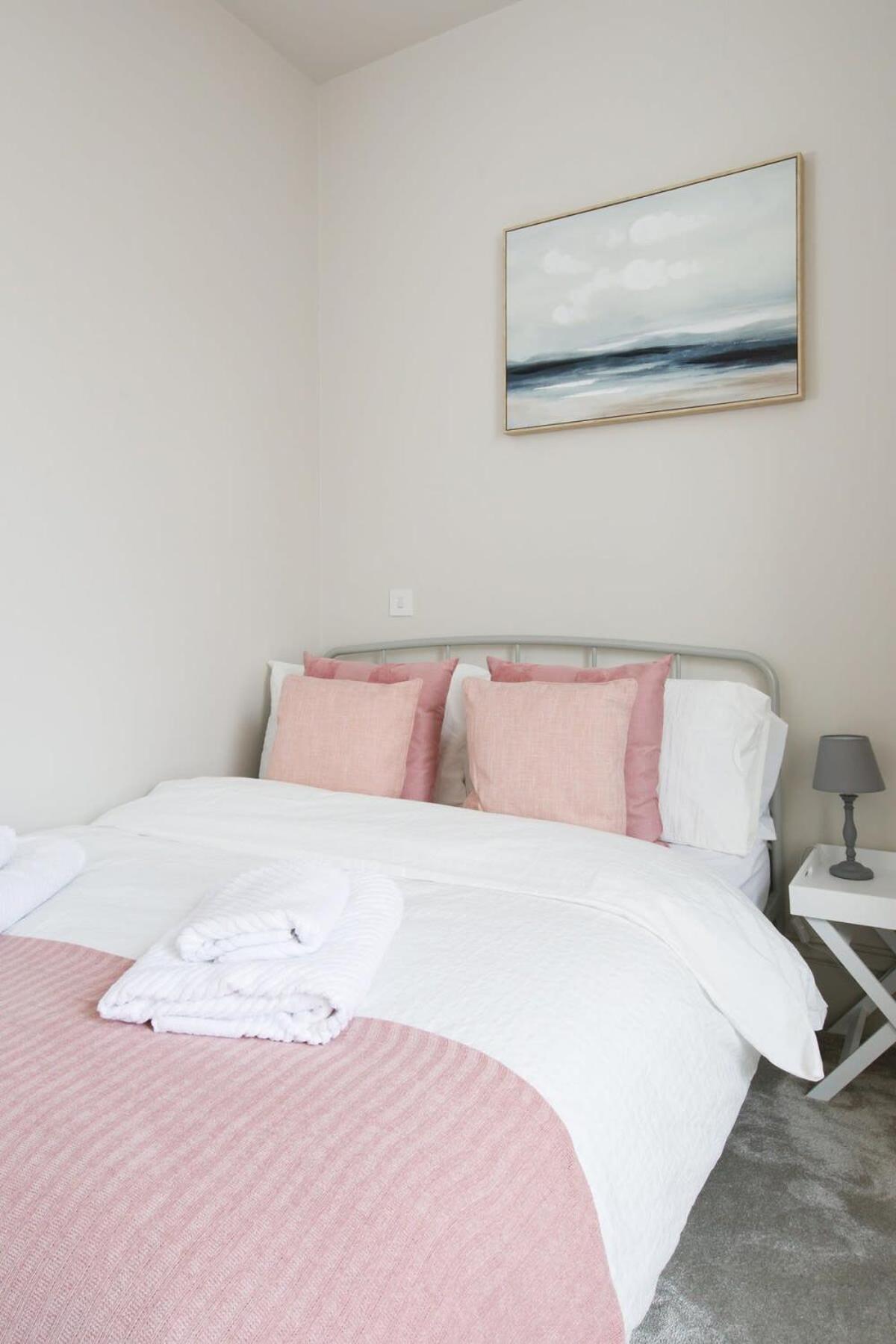 Panoramic Sea Views In Beachfront Apt W Balcony Bognor Regis Exteriér fotografie